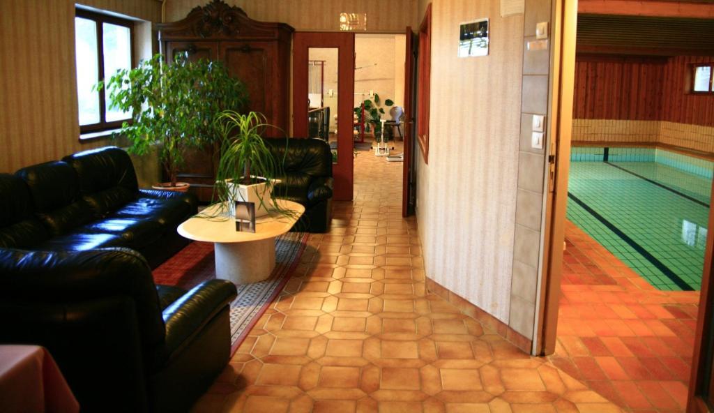 Hotel-Spa&Restaurant Logis Domaine Langmatt Murbach Esterno foto
